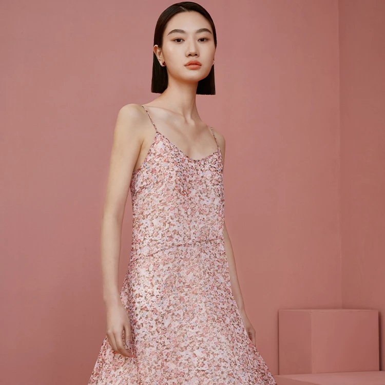 【曼德诗】蕾丝吊带裙时尚法式连衣裙M534000630