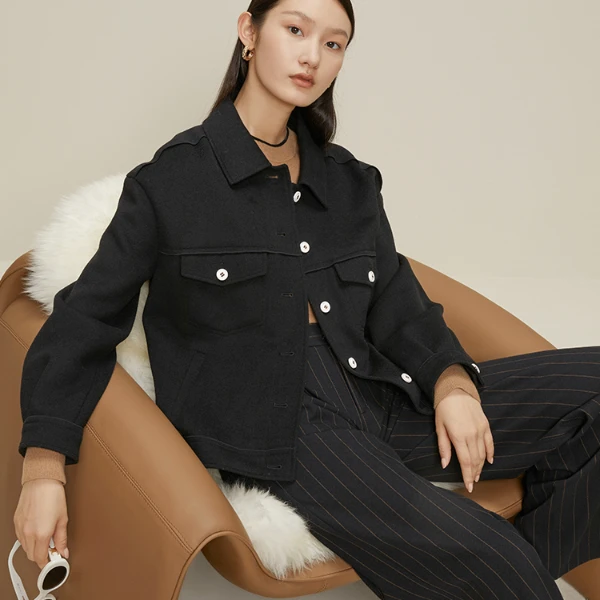 【商场同款】曼德诗外套秋季新款弹力丝绒拼色上衣M431678