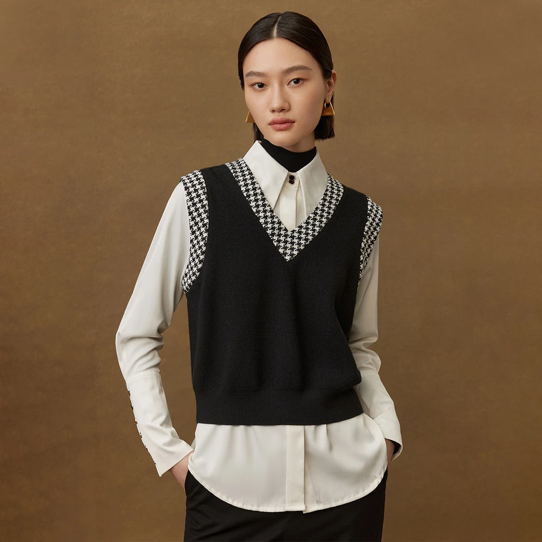 经典V领针织衫女秋冬季拼接设计感千鸟格提花毛织背心M729002662