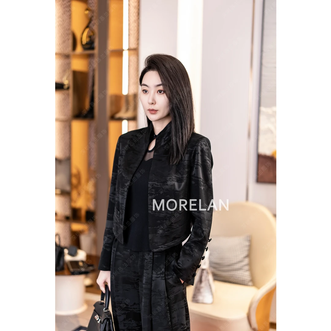 【盛会女主】慕兰繁浮原创设计气质小众提花时尚短西服MM-68820