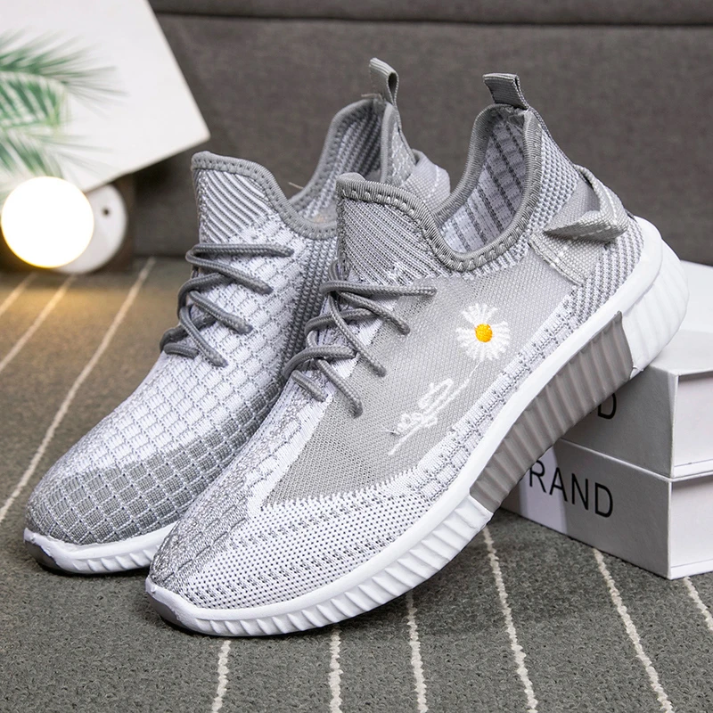 夏季新款百搭潮流飞织薄款网鞋软底防滑网面透气运动休闲妈妈潮鞋