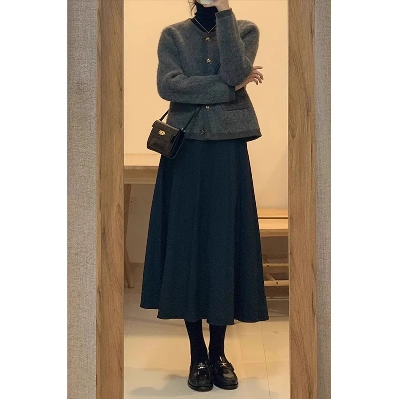 梨型身材黑色毛呢半身裙女新款大码胖mm遮肚显瘦中长款a字伞裙子