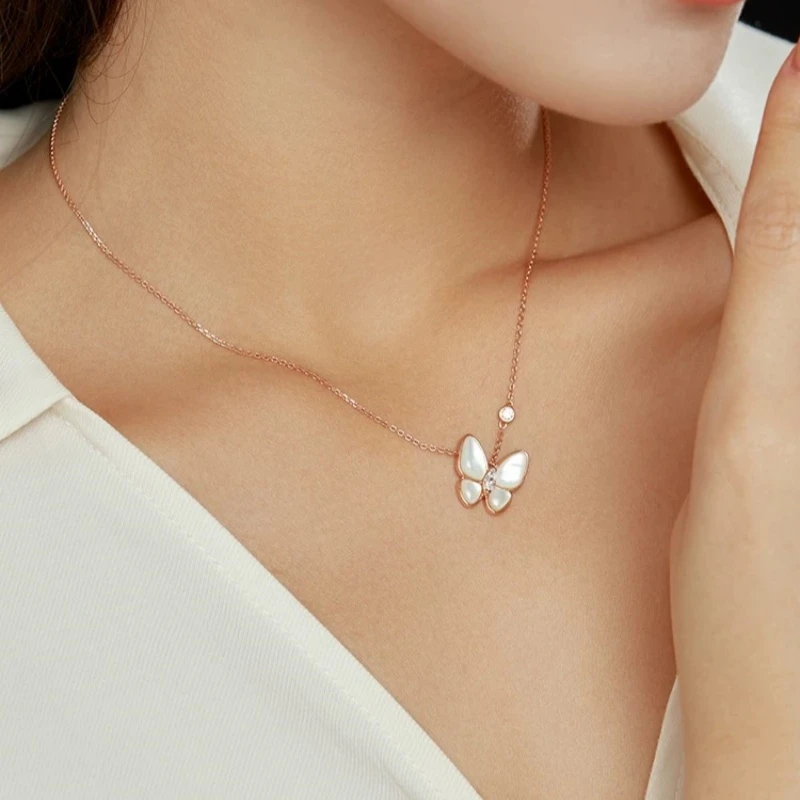 钛钢锆石项链 蝴蝶玫瑰项链女轻奢小众气质坠链锁骨链F989