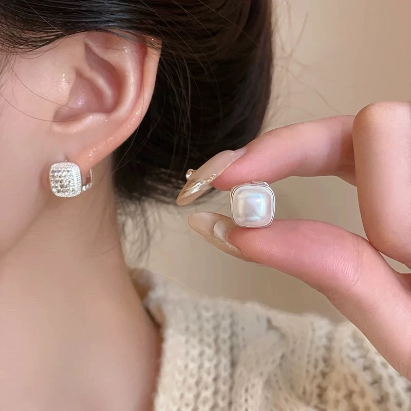 铜合金耳饰 双面方块耳钉独特耳环女轻奢高级感气质小众耳饰F1041