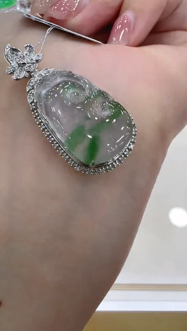 【闪购商品】翡翠吊坠(不含链)18K金镶嵌多样性团购发一件