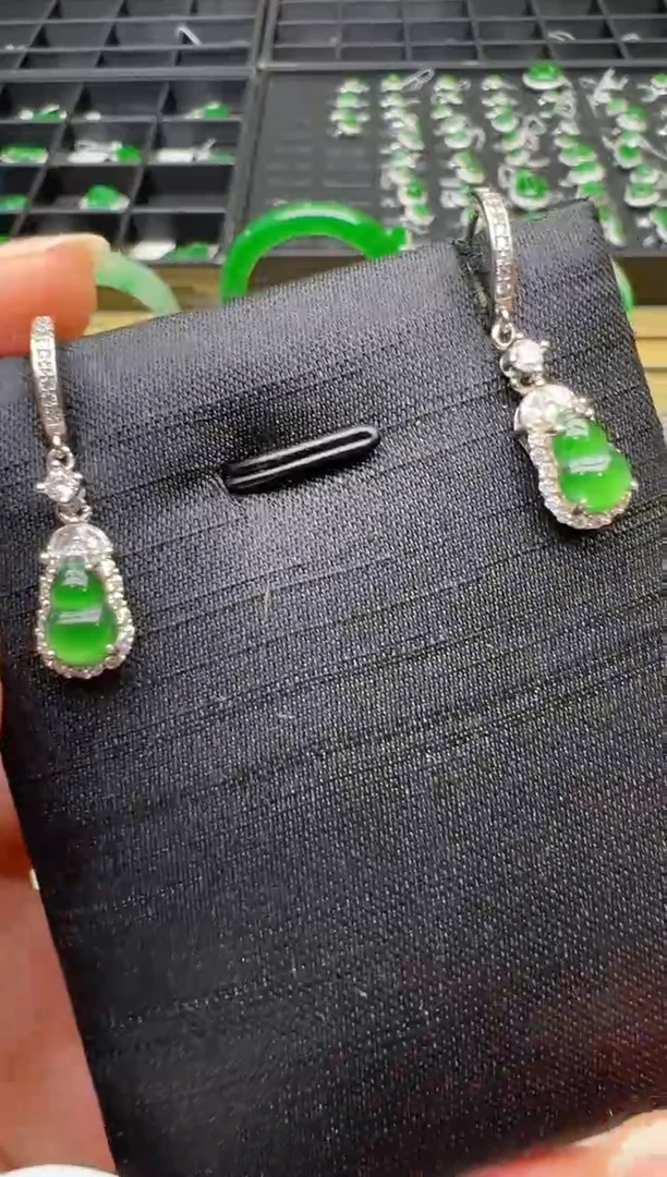 【闪购商品】翡翠耳饰银S925镶嵌团购多样性发货拍一付一