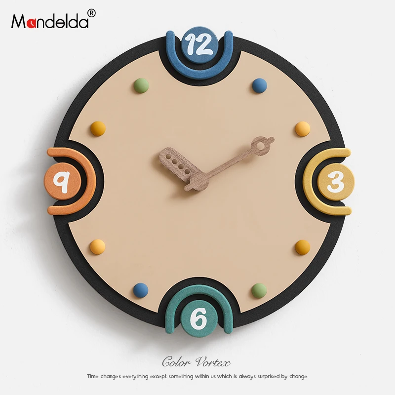 Mandelda免打孔现代简约挂钟客厅家用奶油风钟表电视柜玄关装饰品