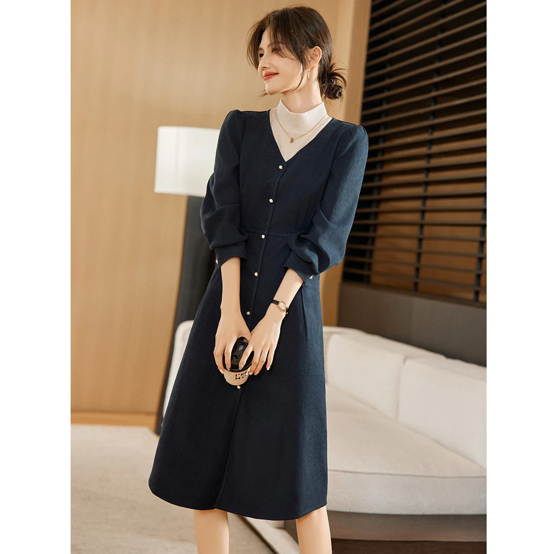 尚静拼接撞色假两件A字裙2024冬季新款时尚气质半高领收腰连衣裙