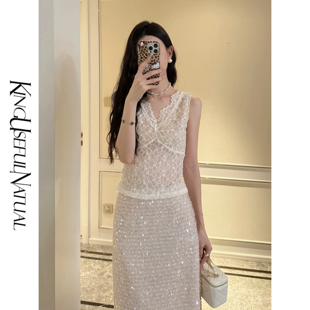 KUN 朦胧白月光  精致高级 弹力蕾丝无袖 V领修身背心