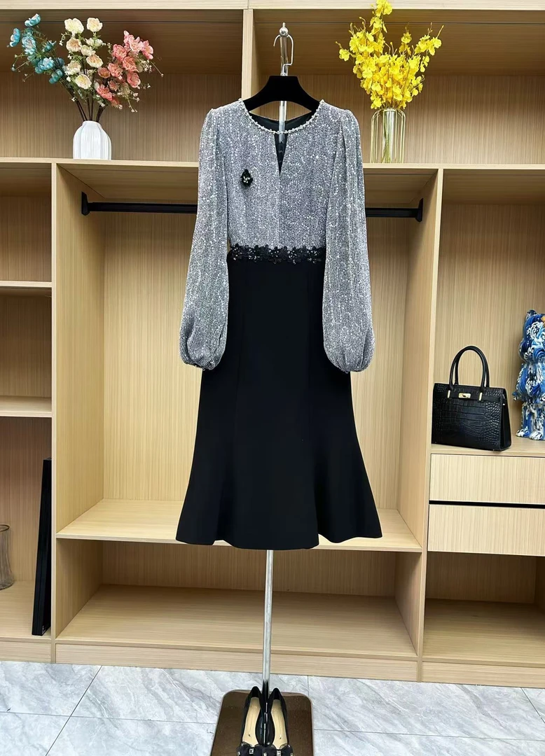 61178-轻奢亮片鱼尾裙撞色高腰中长款配大衣加厚连衣裙秋冬新款