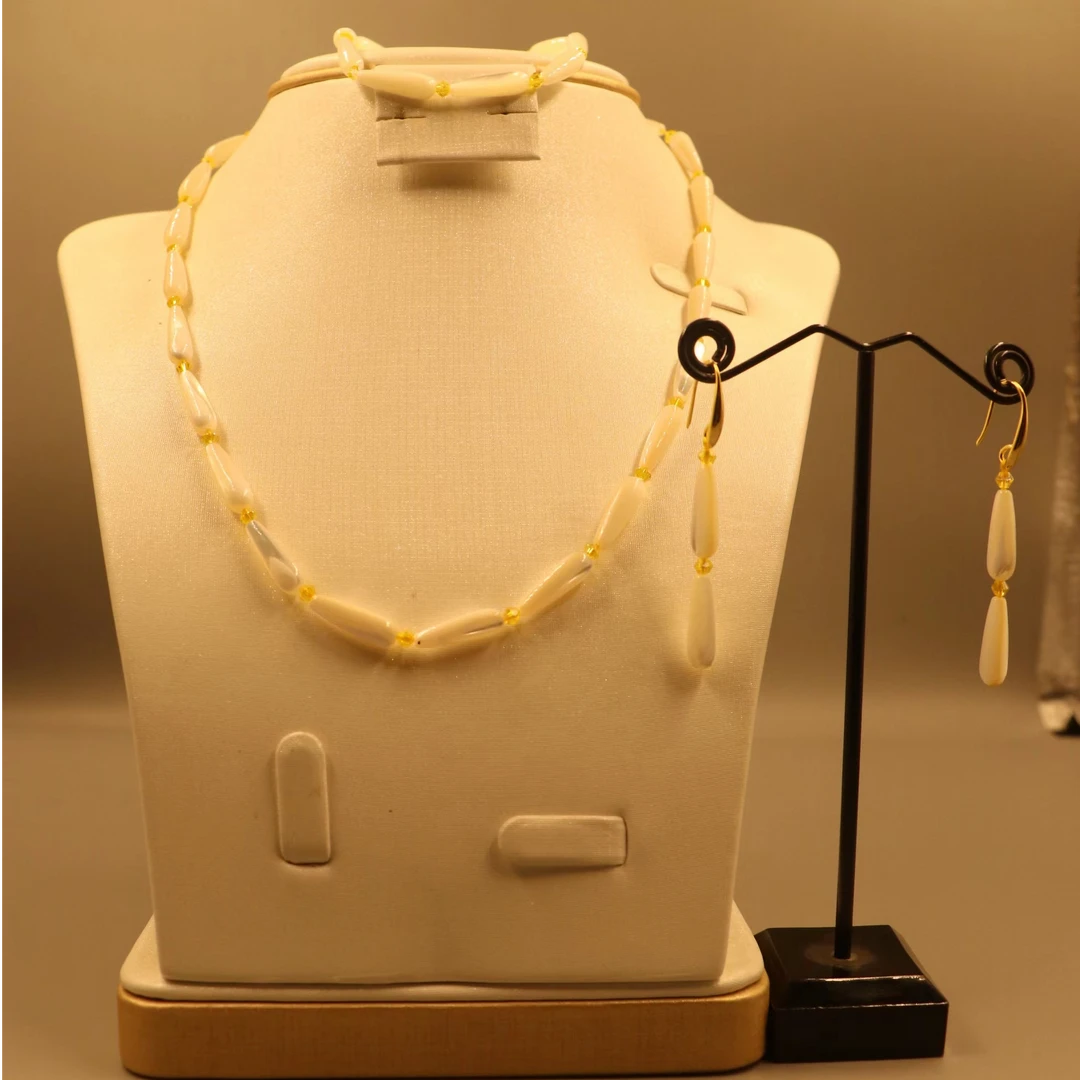 非金属玻璃项链 贝壳高领女生项链手链耳钉三件套时尚性感高领味