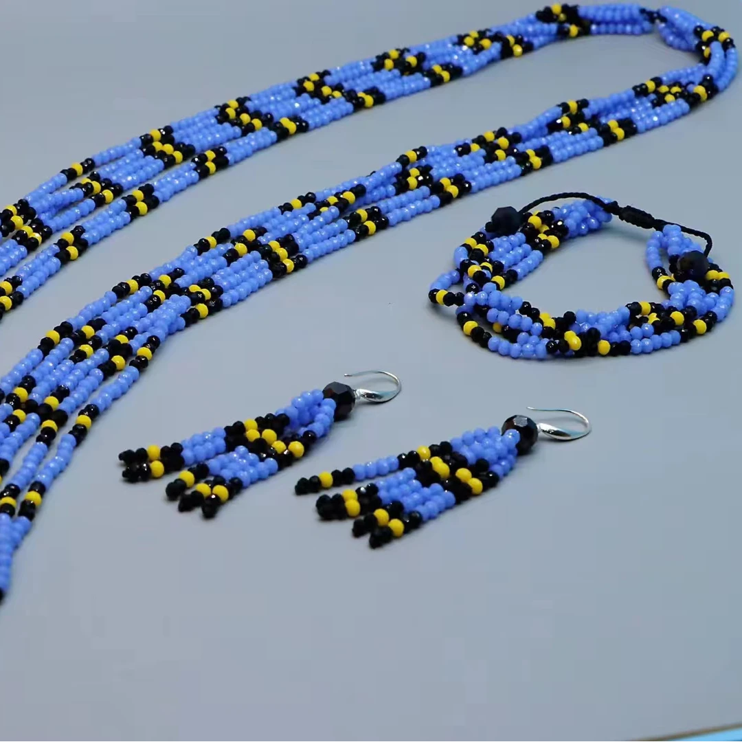 非金属仿水晶手链 蓝天水晶三件套首饰品项链、手链、耳环、纯手工、