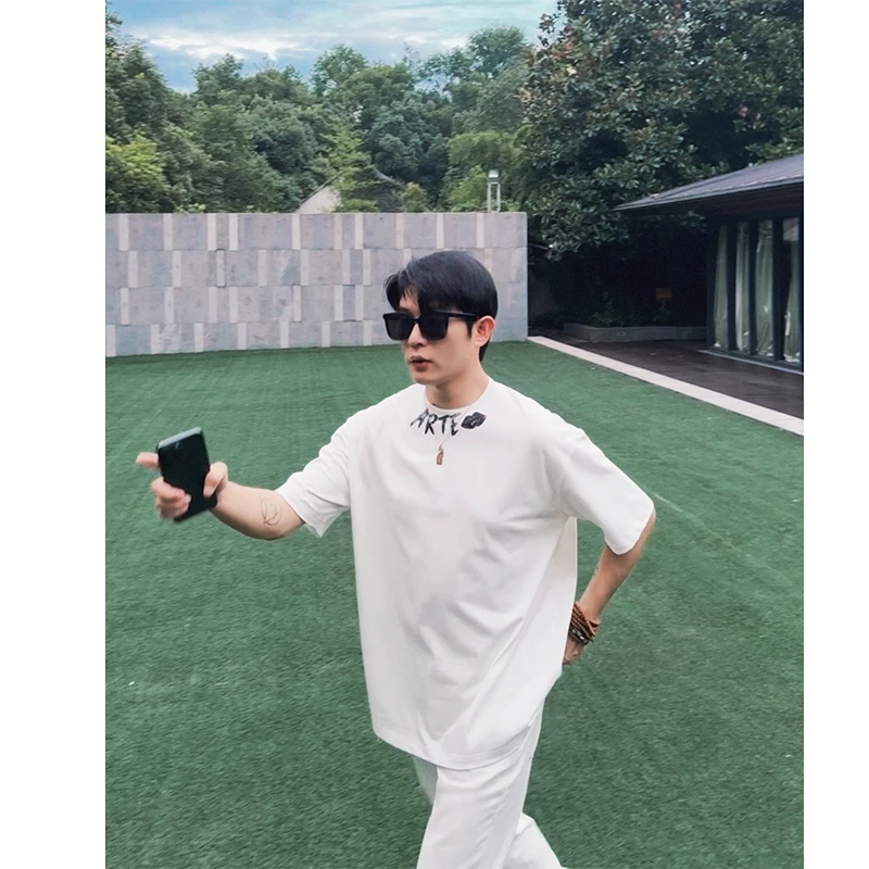 《CCSS男装系列》夏款领口炫彩唇印印花内搭打底衫男同款短袖T恤