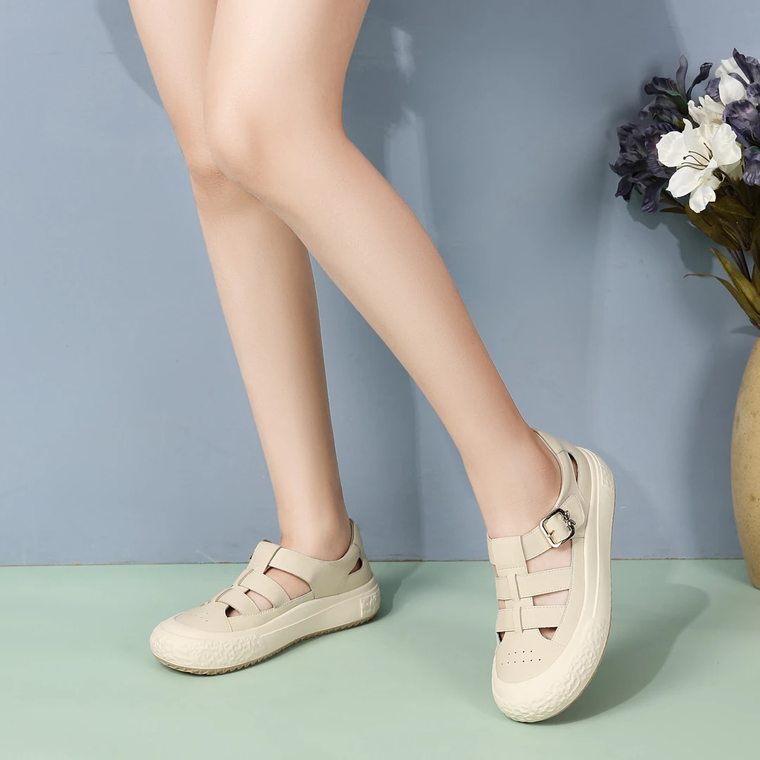 沙驰 牛皮时尚经典猪笼鞋透气软底镂空鞋罗马凉鞋