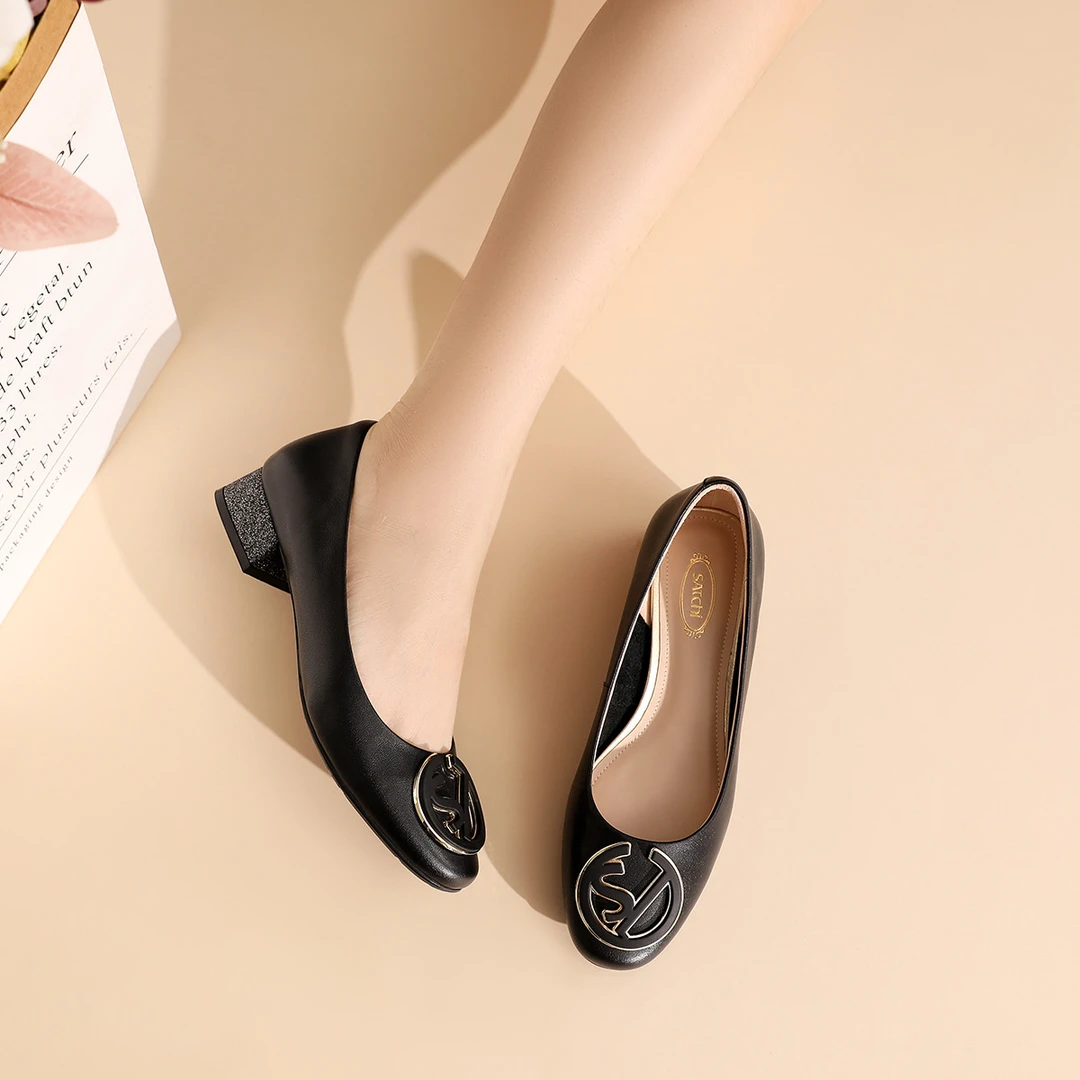 沙驰【牛皮通勤百搭单鞋】几何饰扣气质一脚蹬女鞋