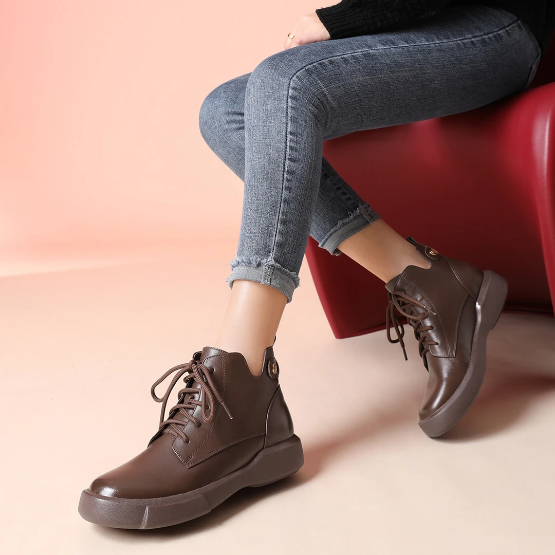 沙驰【加绒】牛皮平跟女短靴百搭马丁靴保暖休闲女靴