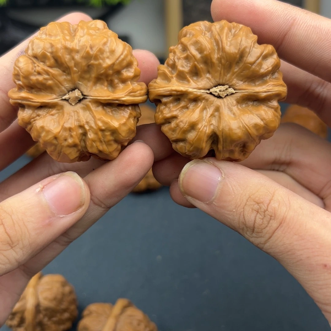 文玩核桃吊坠37475756464