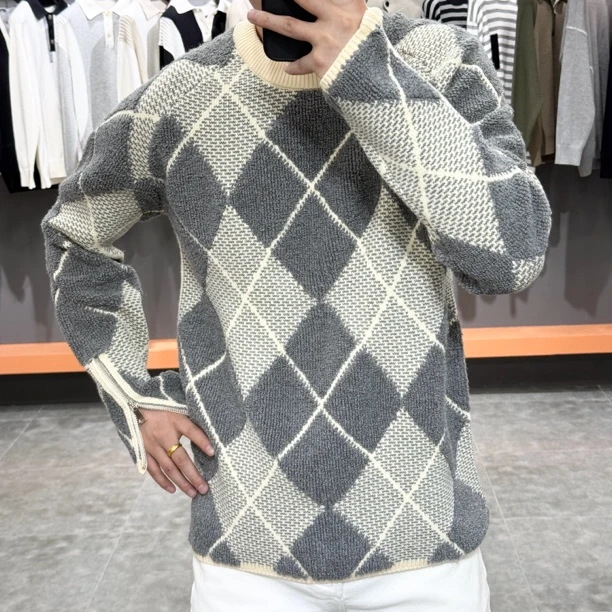 2025男士冬季新品重工棱格设计感时尚百搭圆领宽松针织衫AL045