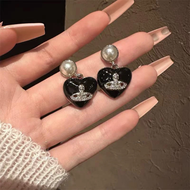 合金耳饰 复古黑色桃心镶钻土星耳钉女小众设计ins耳环气质耳饰品