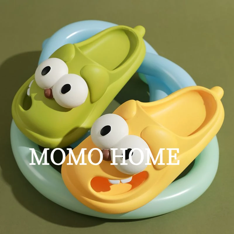 MOMO卡通大眼狗舌吻拖鞋女夏季洞洞鞋居家包头拖鞋抽象设计