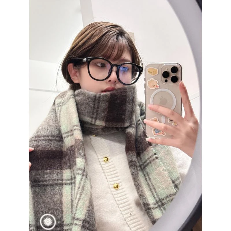 黑绿格围巾女冬季高级感加厚超大长流苏氛围感马海毛韩系冬天围脖
