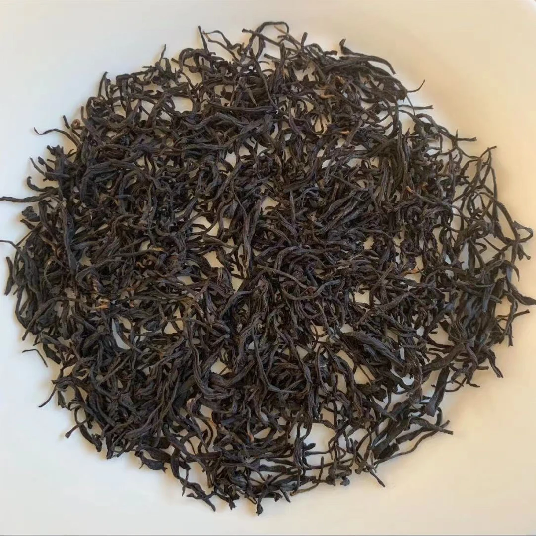 崂山春天松针红茶香气好