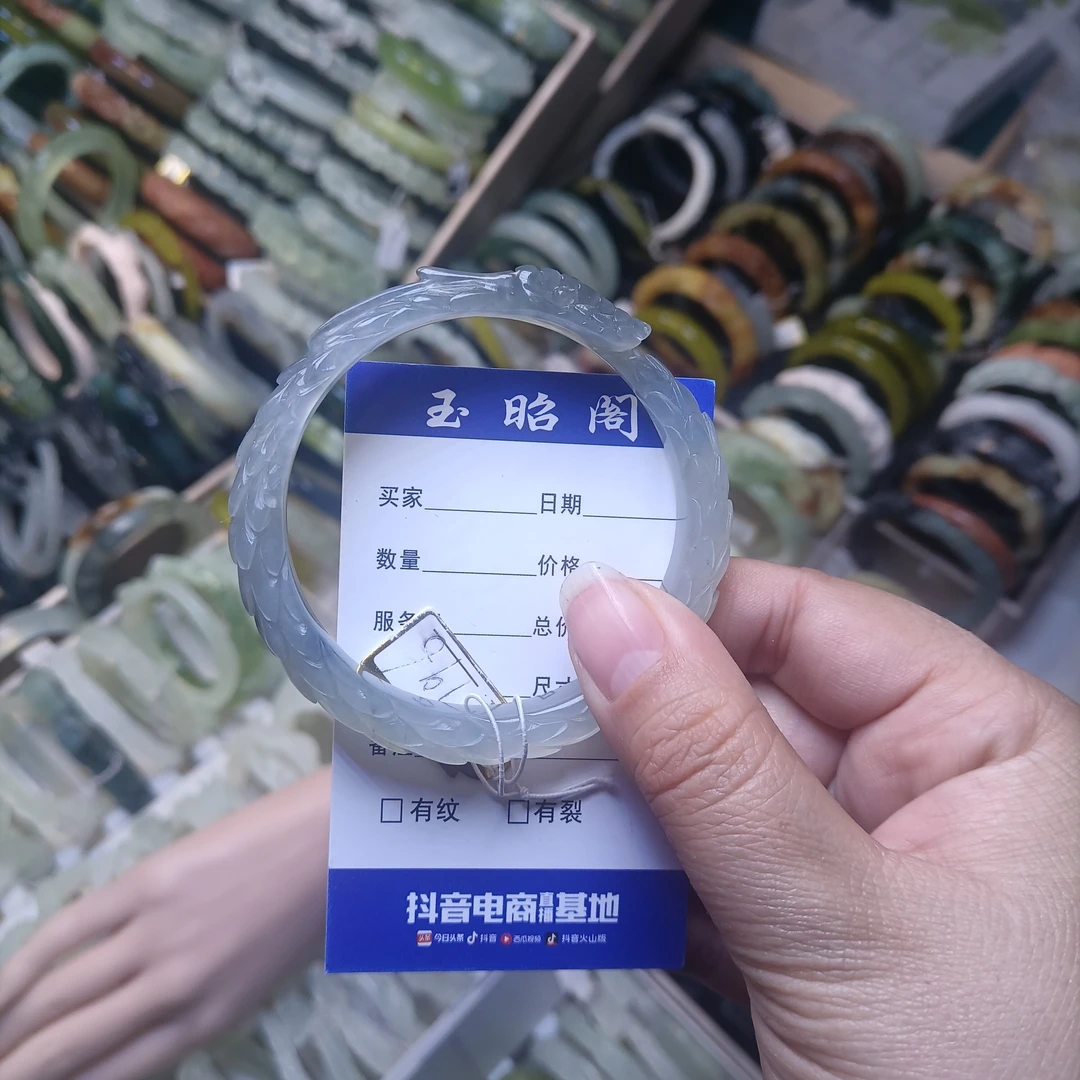 直播间专拍，雕刻蛇手镯