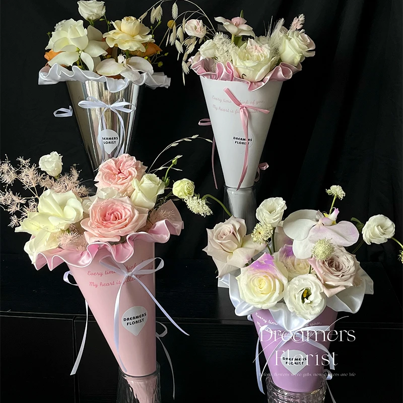 新款夏季冰激凌花筒 手工鲜花设计感花束制作 花店包装资材