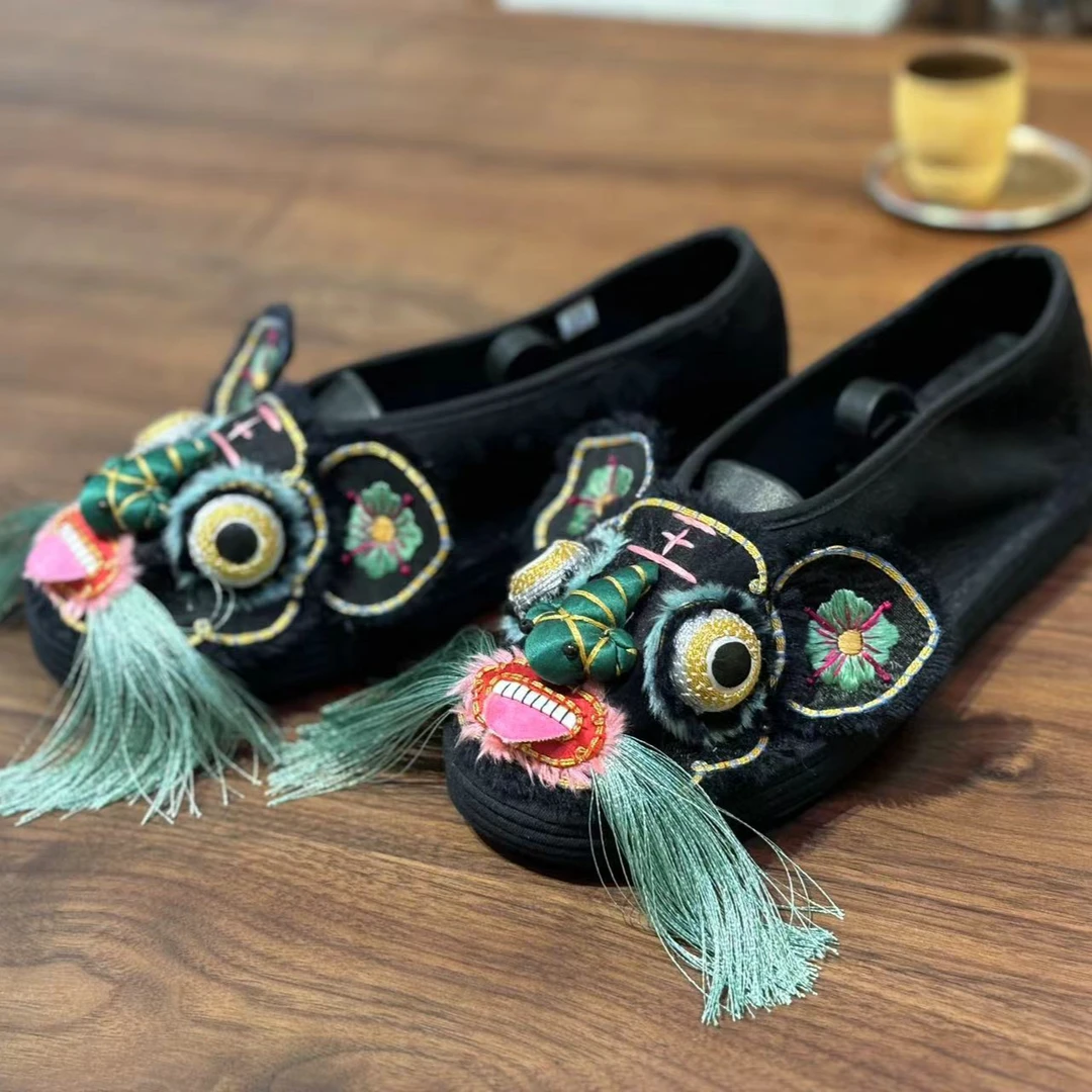 原创国风时尚虎头手纳千层底黑帮绿鼻头布鞋绣花鞋舒适时尚汉服鞋