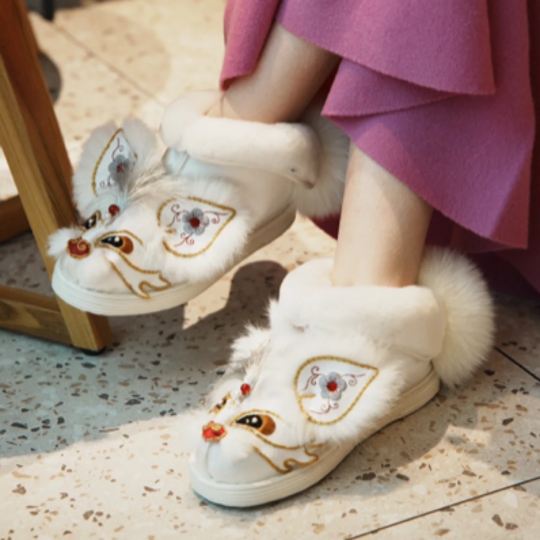小狐仙-白狐手工千层底布鞋白色冬季羊皮毛一体妖到伤心病狂