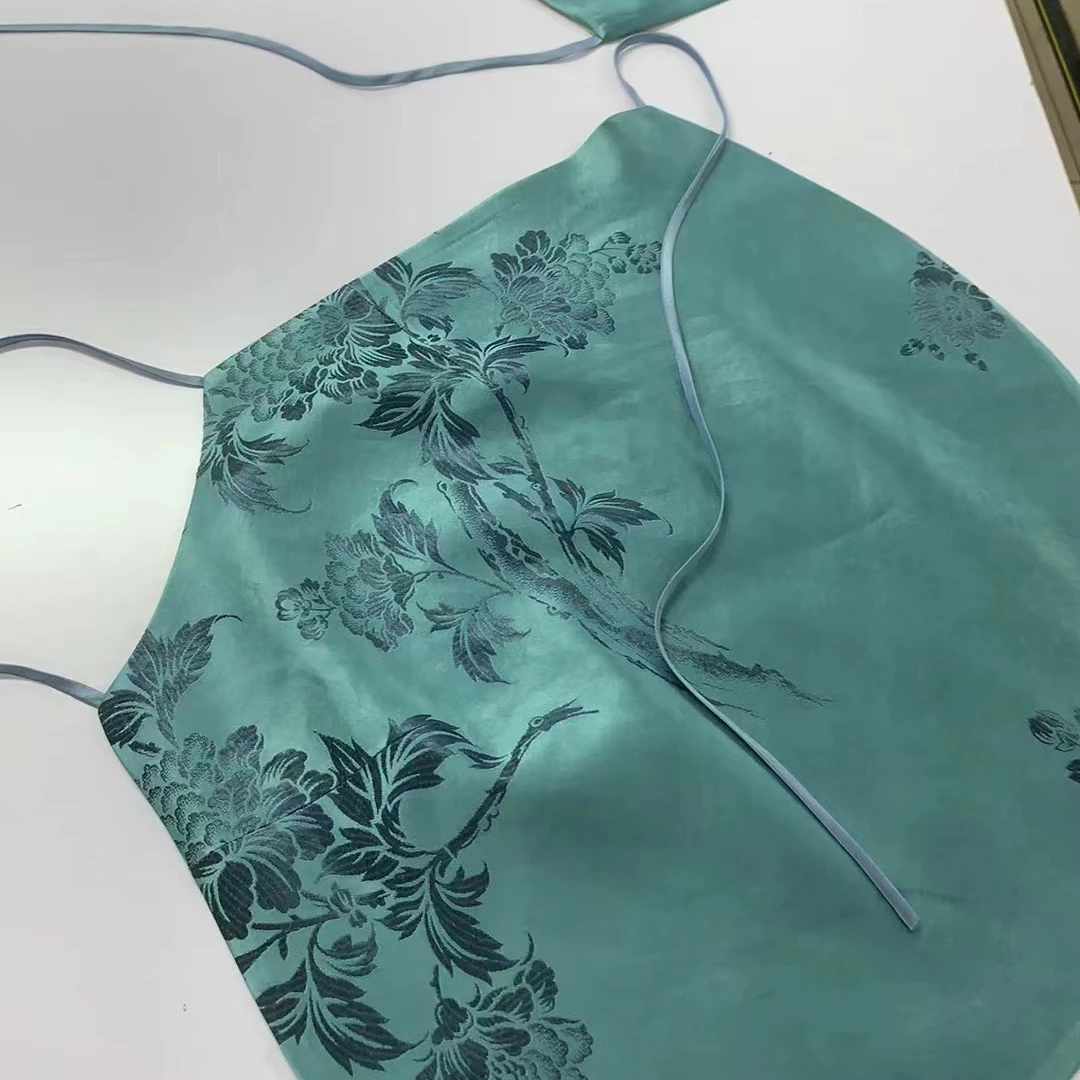 新中式时尚绿色女士古风中国风双层原创复古绑带国风老缎真丝肚兜