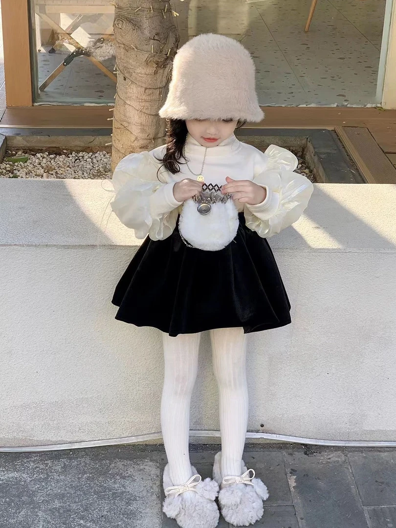 冬季女童套装裙2023新款女宝宝泡泡袖打底上衣丝绒半身裙两件套潮