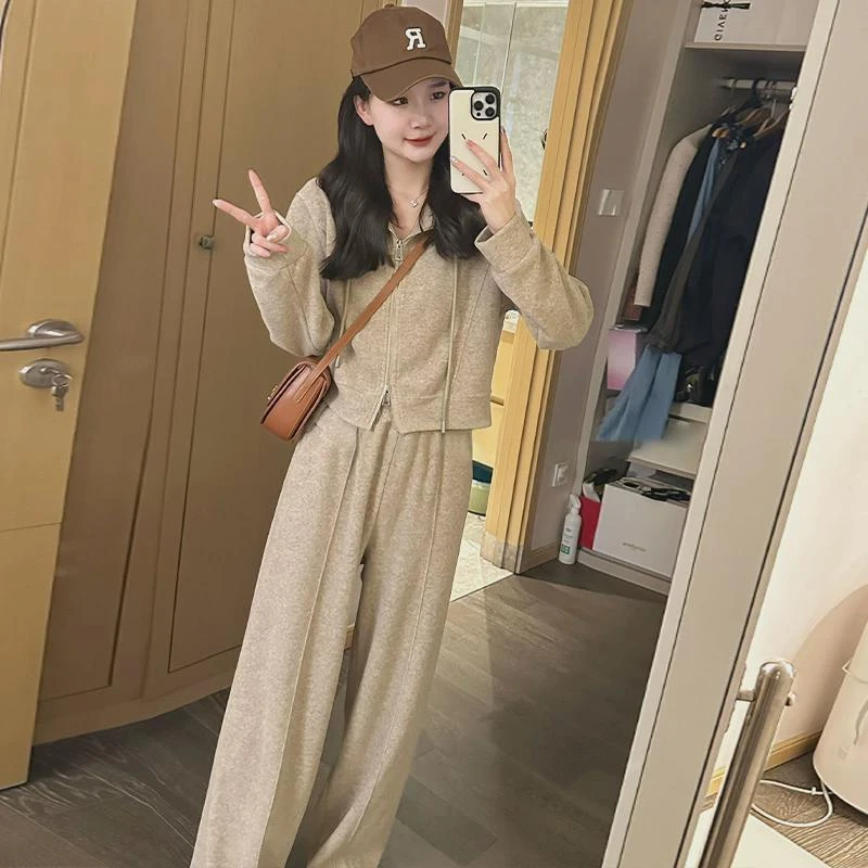 初春装搭配一整套小个子穿搭网红爆款时尚运动卫衣女套装2024新款