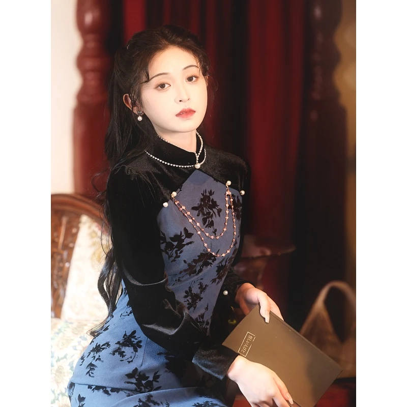 新中式旗袍2025新款改良年轻款高端气质秋冬长袖复古民国风连衣裙