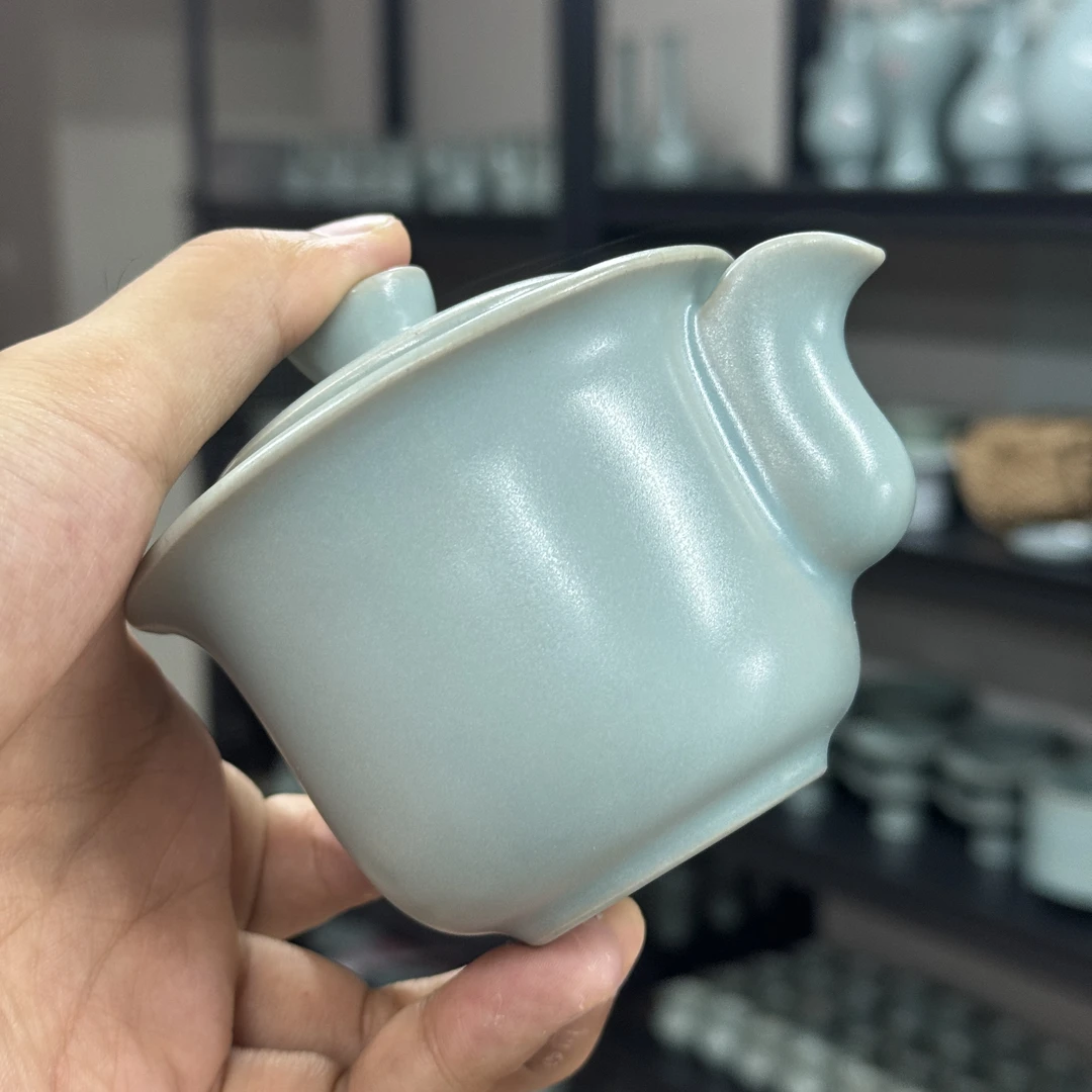 原矿釉宝瓶一个