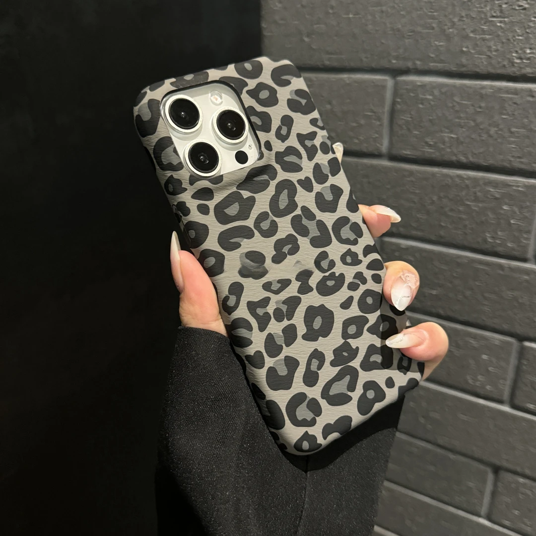 深灰斑点豹纹适用苹果16promax手机壳网红女款创意奢华复古高级感