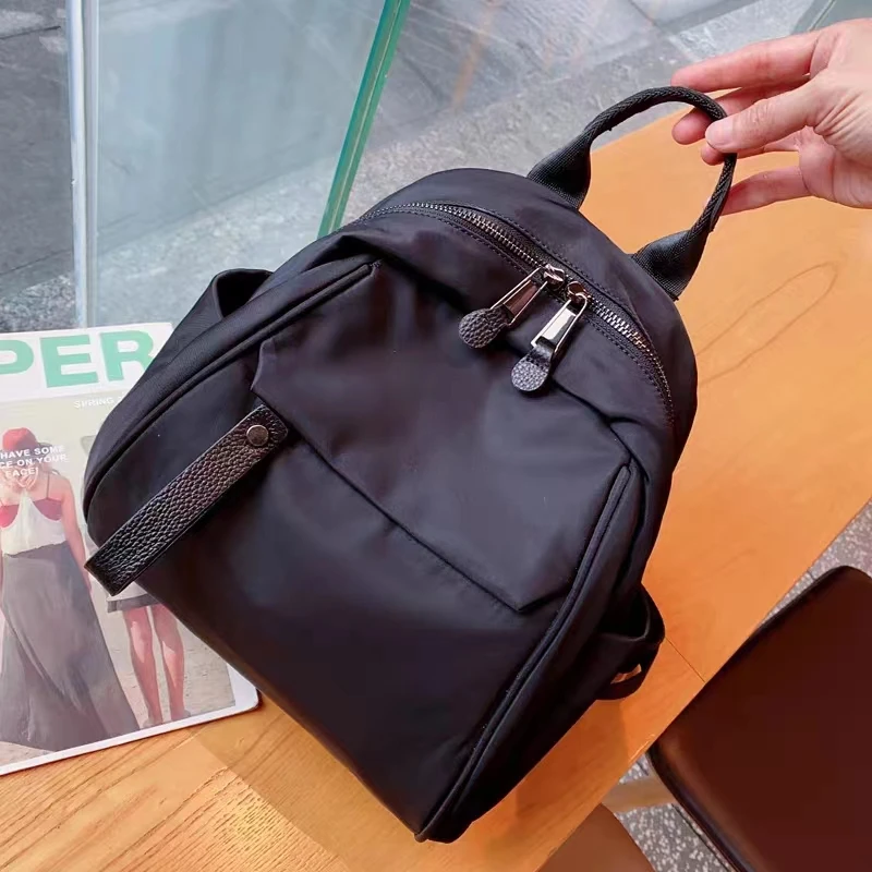 2025新款双肩包女高级感牛津布轻便旅行包潮女百搭后背包小双肩包