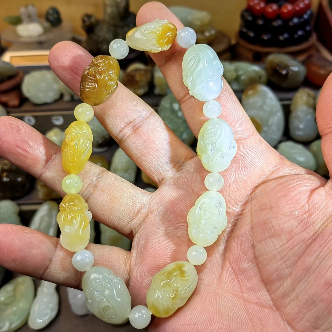 和田玉新疆且末糖白十八罗汉手串金山糖白细腻精美手工雕刻男女款