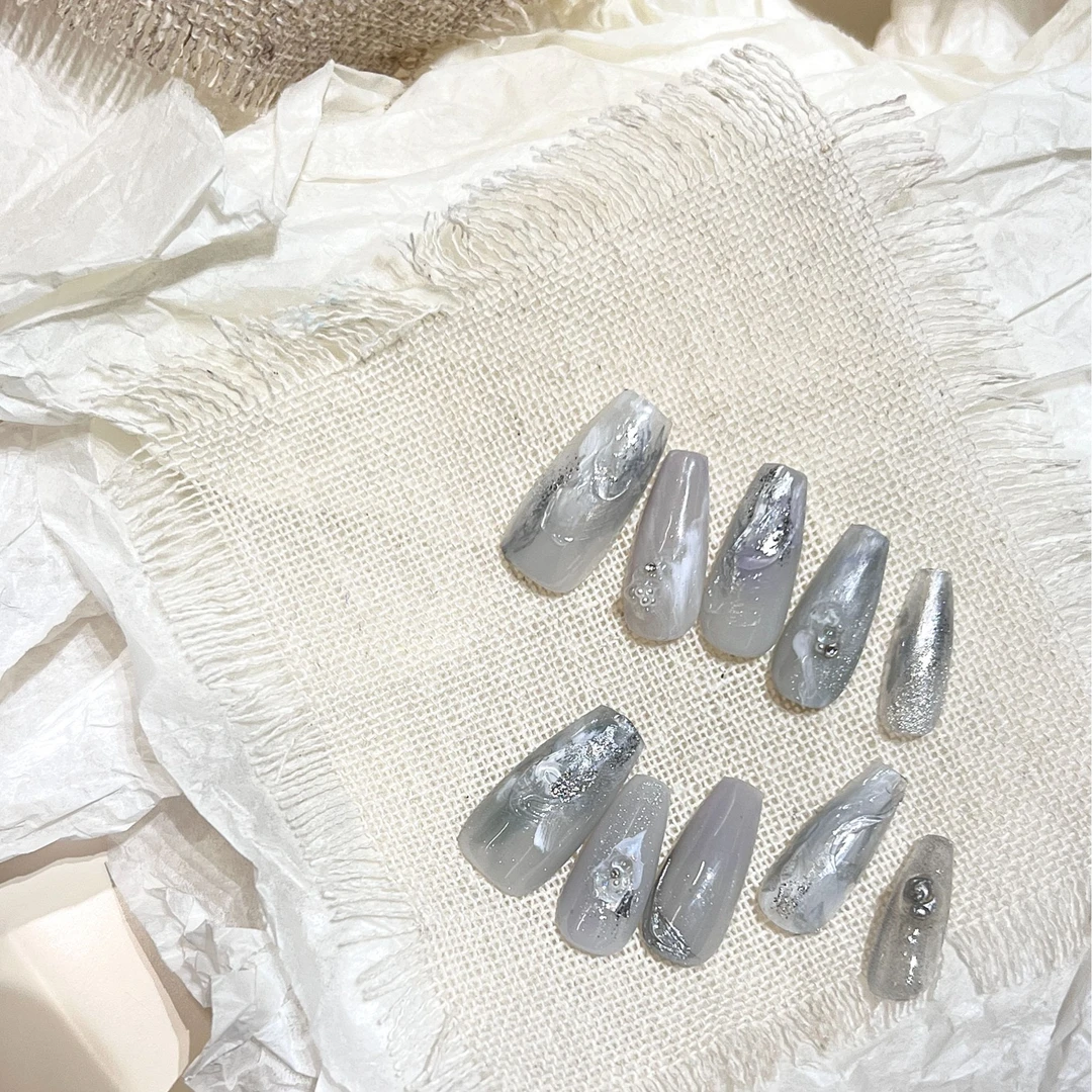 F29YONI 手工定制穿戴甲纯纯手工晕染手绘梯形ins穿戴式气质