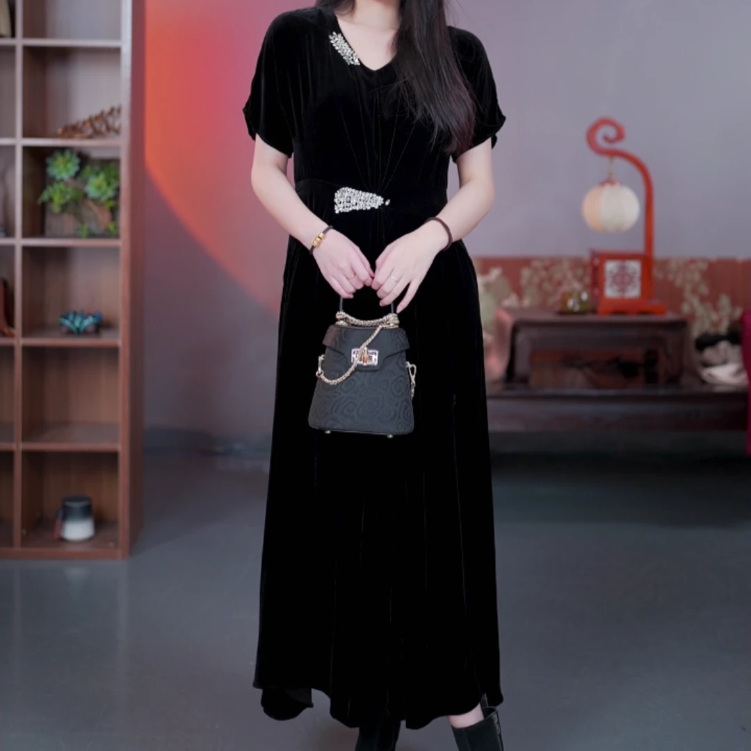 【小北丝绸】100%桑蚕丝丝绒连衣裙修身显瘦手工钉珠优雅气质0866