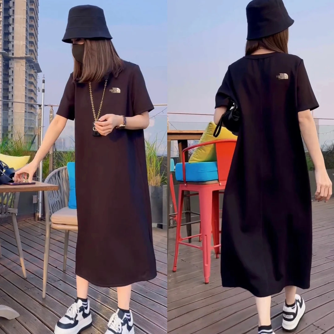 高级感刺绣短袖连衣裙夏季休闲时尚气质宽松显瘦过膝小黑裙长裙