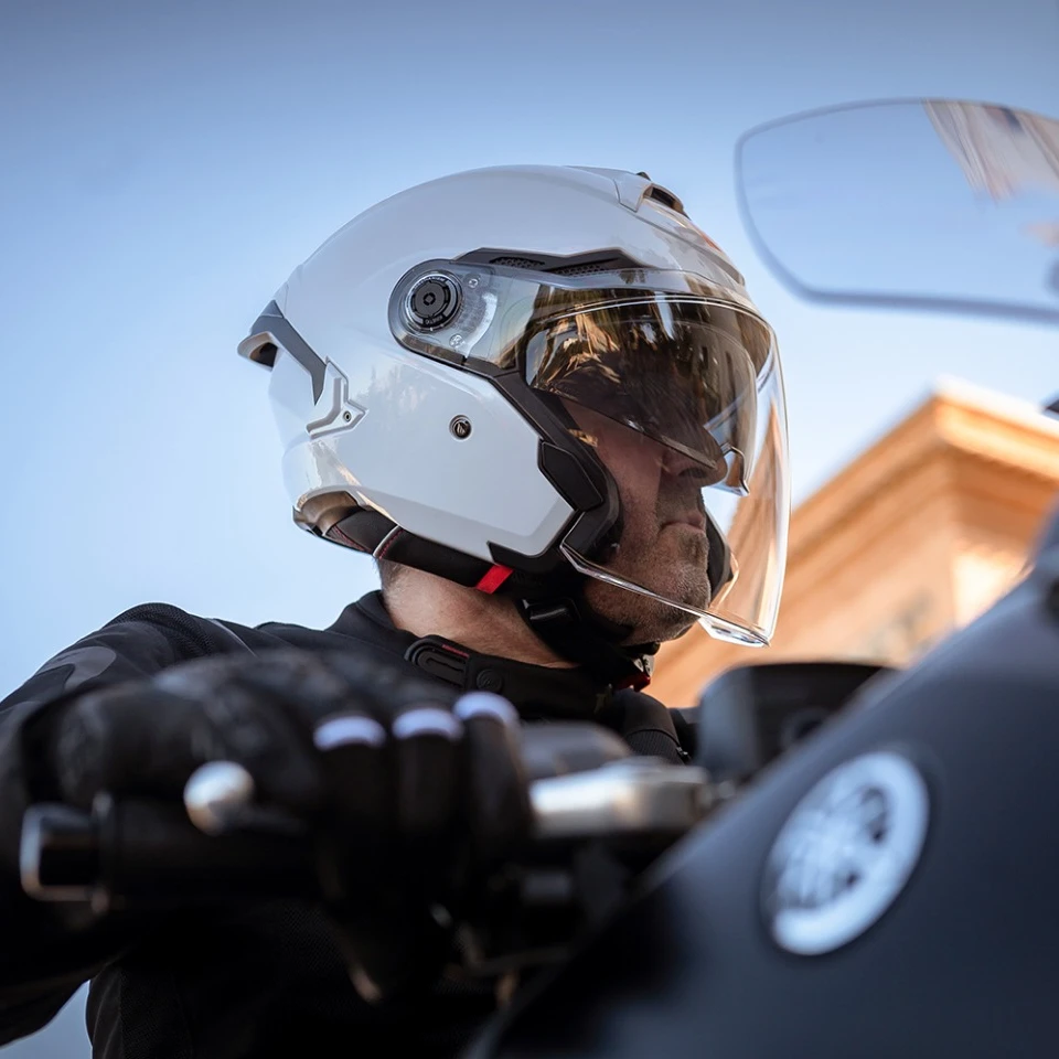 西班牙MT头盔星际半盔新款男女夏季摩托车四分之三盔电动车头盔