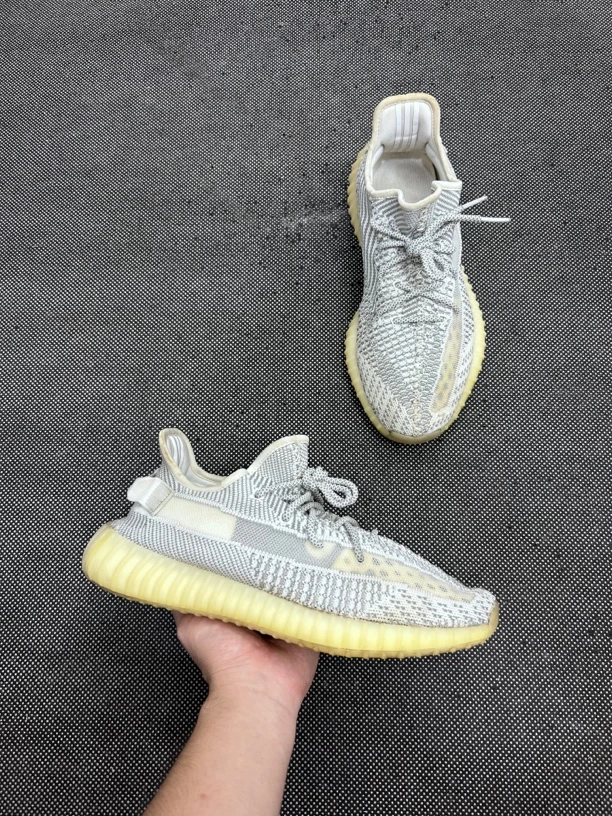椰子 yeezy350 天使/45码/二手/无原盒/复古休闲鞋/市价1699
