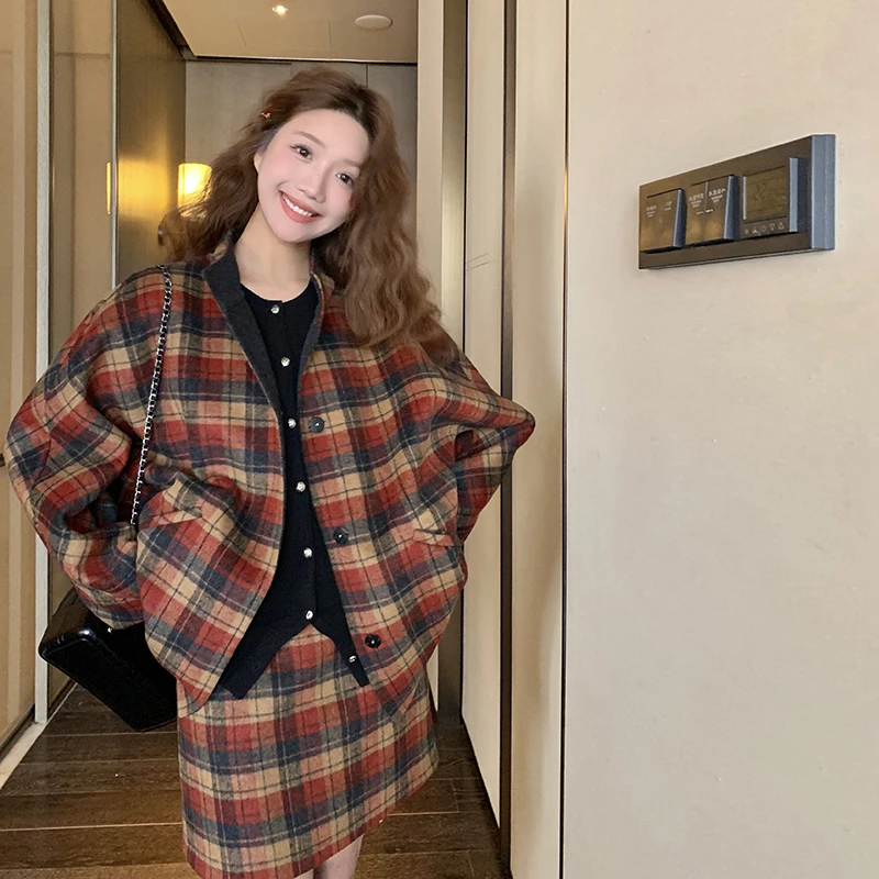 英伦风复古红格子套装裙女春秋季2024新款超好看短款半身裙两件套