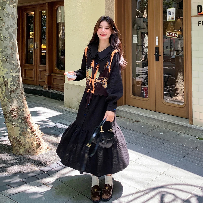 针织马甲黑色套装连衣裙女春秋娃娃领减龄搭配一整套流行盐系爆款