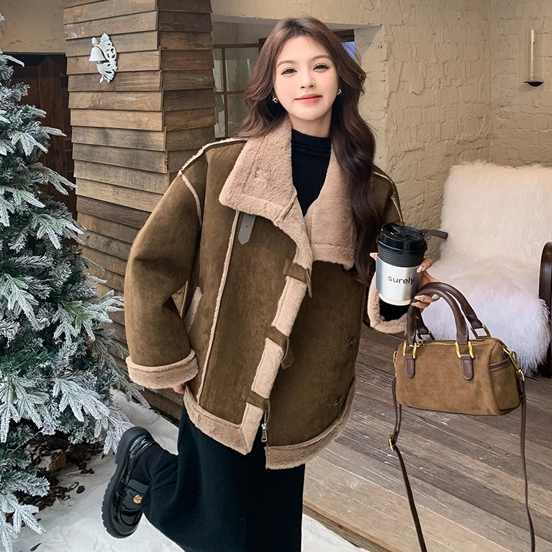 咖色短款皮毛一体仿羊羔毛外套女2024冬季新时尚宽松加厚保暖棉衣