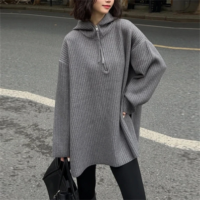 法式减龄气质宽松显瘦针织衫女2025春季新款下摆开叉连帽设计上衣