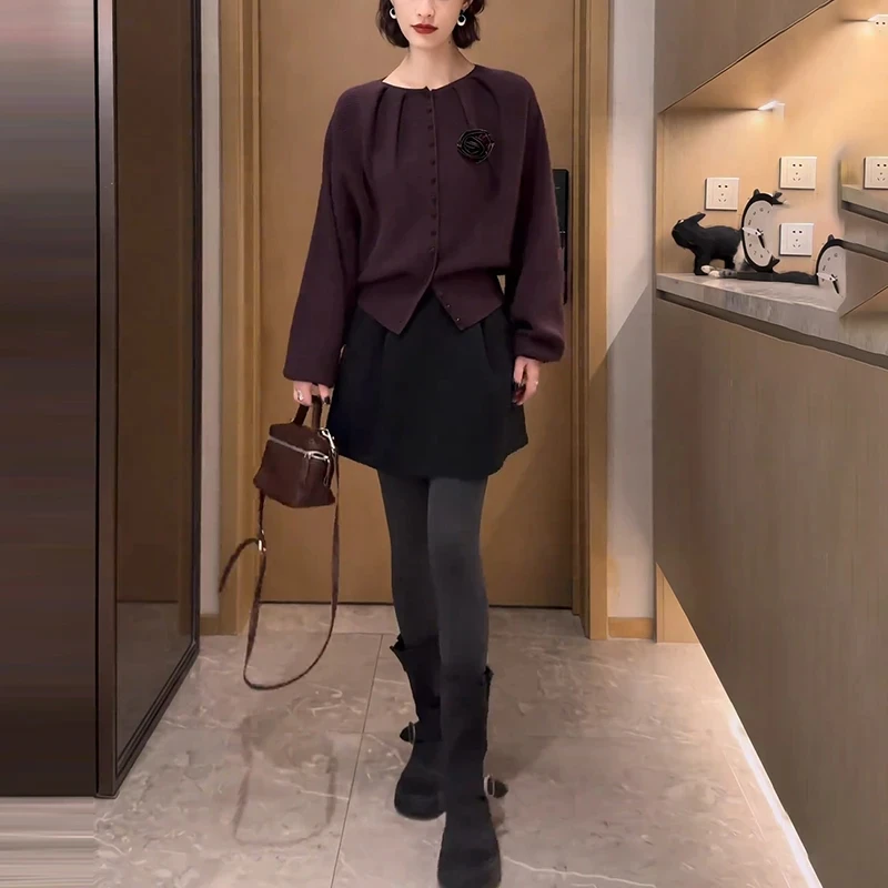 洋气轻奢圆领花朵立体装饰针织衫短裙套装女2024秋冬款时尚两件套