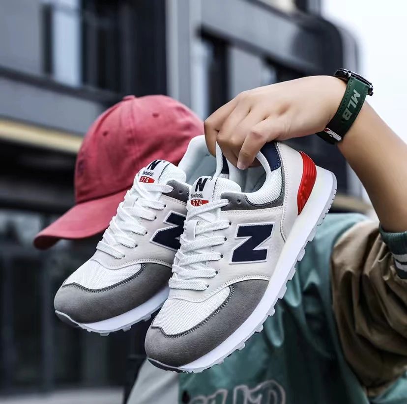 【今天就拿鞋子换粉丝】2024新款阿甘休闲运动鞋 情侣鞋1