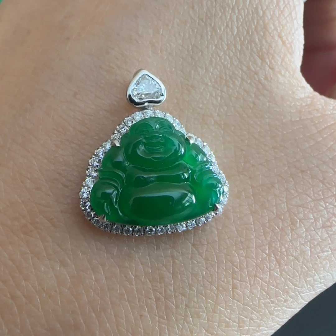 翡翠颈饰18K金镶嵌佛公